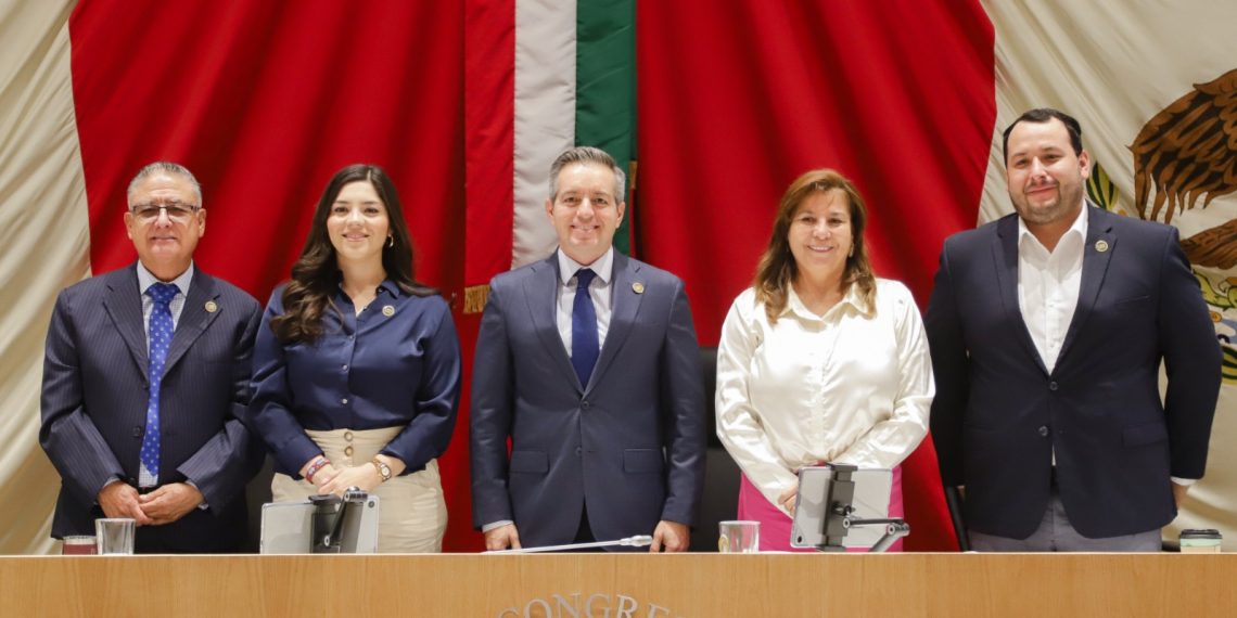 Da Diputación Permanente trámite a correspondencia y aprueba acta de sesión