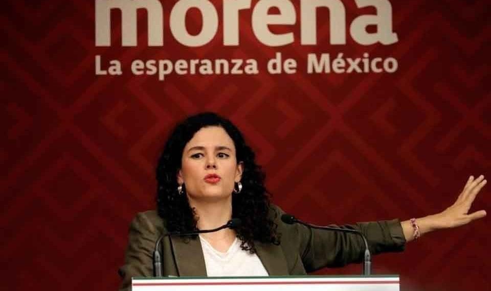 ‘Es libre’, dice Alcalde sobre Gutiérrez Müller en Madrid