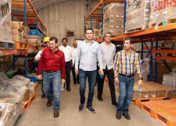 Diputado Ramón Flores y Secretario de Gobierno realizan recorrido en instalaciones de la CFE para atender desabasto de energía en el Río Sonora y la Sierra
