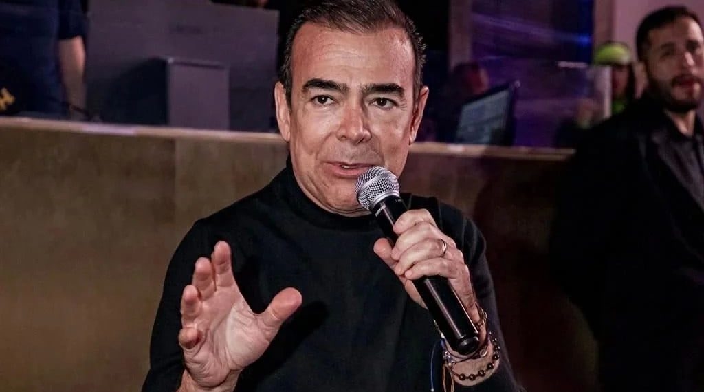 Toño Mauri es hospitalizado de urgencia