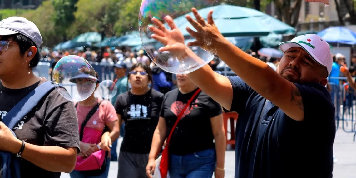 Adultos en México califican con 8.6 su satisfacción con la vida; 6.2 a seguridad: Inegi