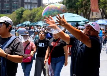 Adultos en México califican con 8.6 su satisfacción con la vida; 6.2 a seguridad: Inegi