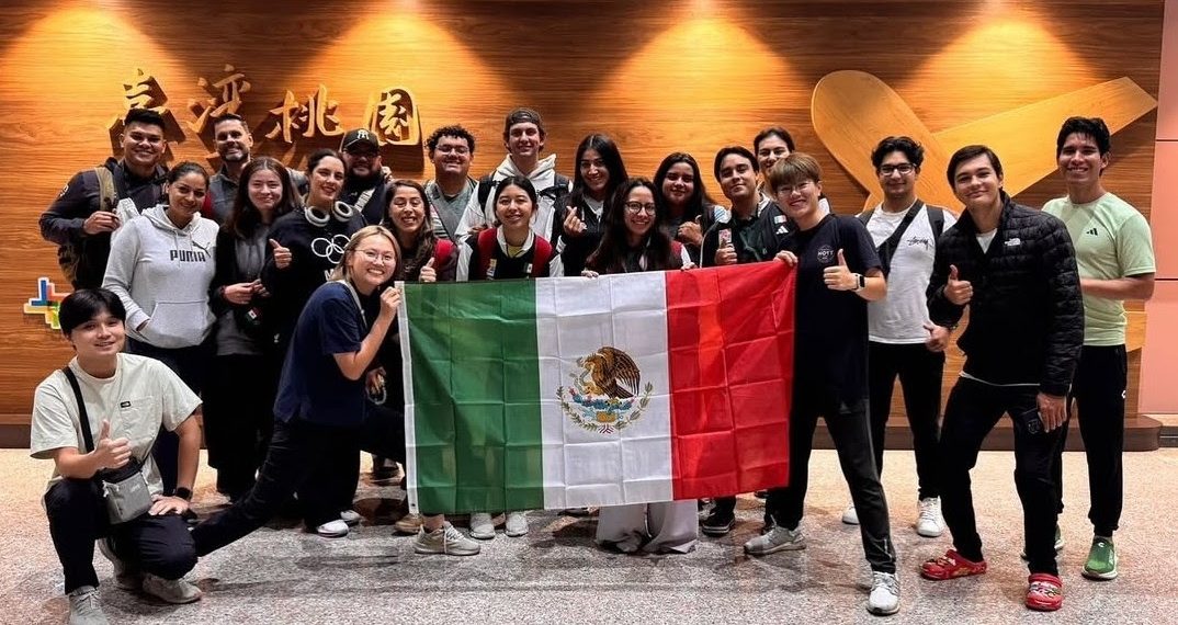 Arquera sonorense Alejandra Valencia en un campeonato rumbo al Campeonato Mundial