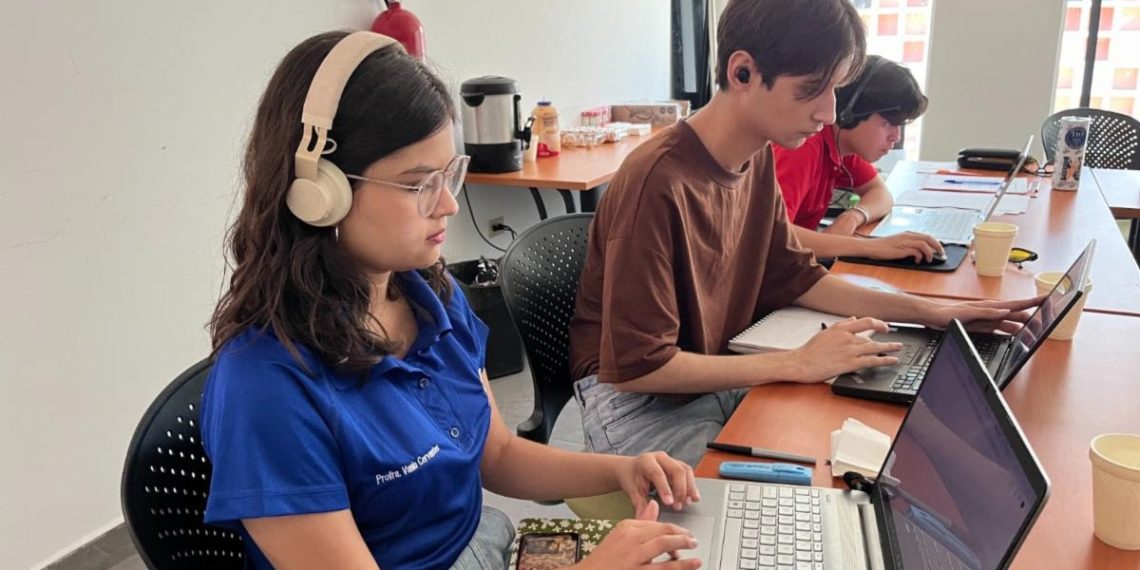 Capacita Gobierno de Sonora a estudiantes y docentes del Creson para producir materiales educativos en audio