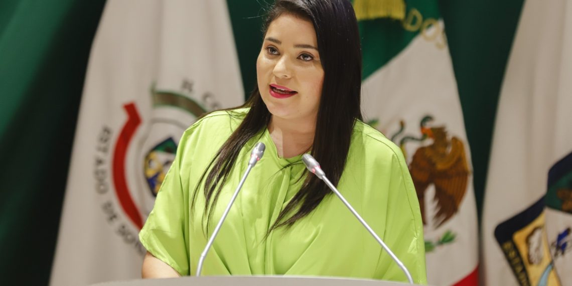 Diputada Deni Gastélum presenta iniciativa en materia de violencia familiar