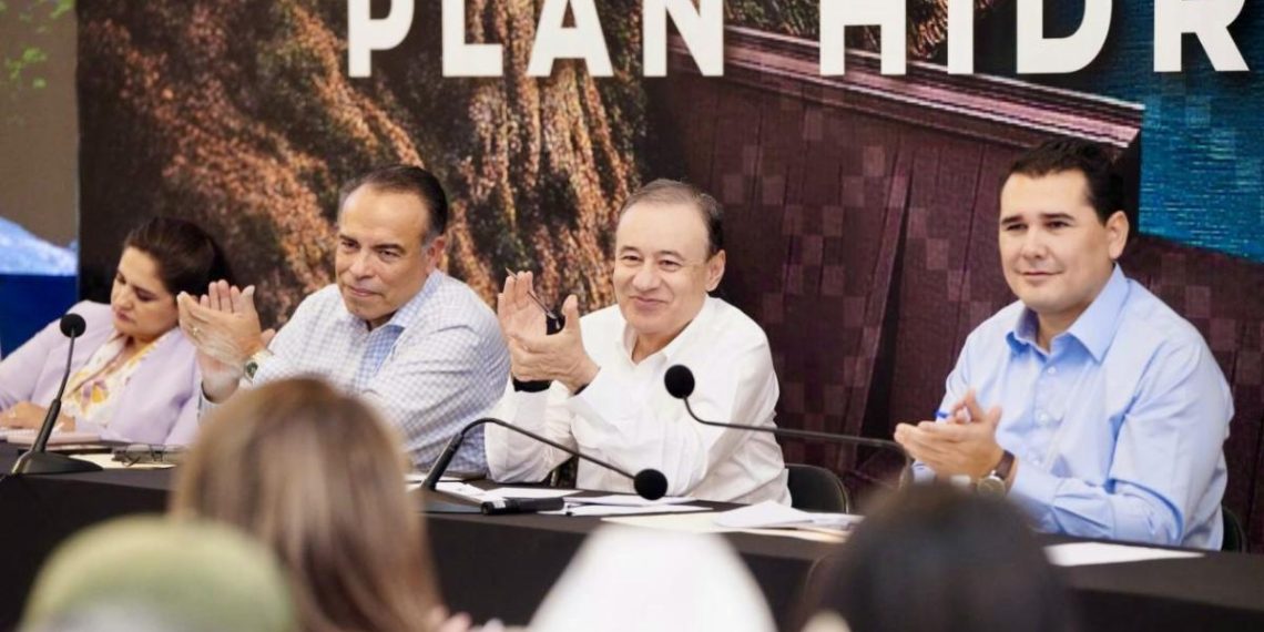 Garantiza Gobernador Durazo suministro equitativo de agua en comunidades con Plan Integral Río Sonora 