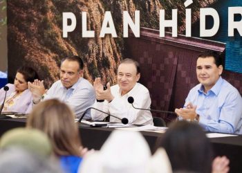 Garantiza Gobernador Durazo suministro equitativo de agua en comunidades con Plan Integral Río Sonora 