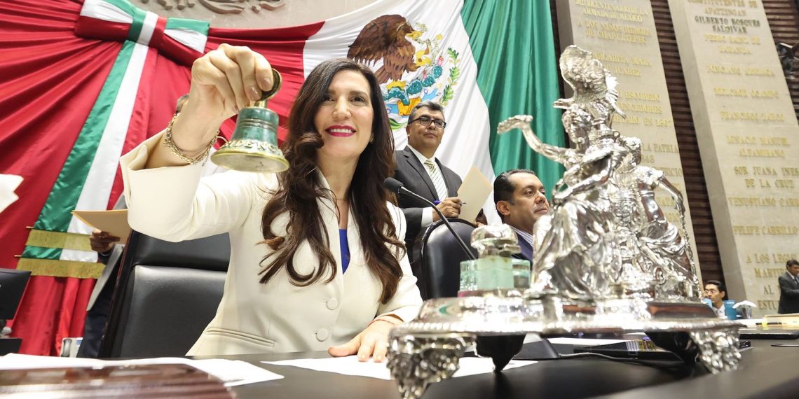 La diputada López Rabadán afirmó que la Cámara de Diputados debe ser transparente y garantizar la no corrupción