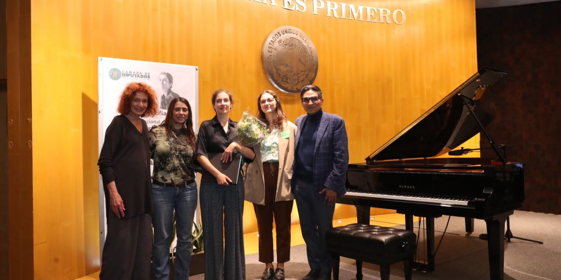 Realizan en la Cámara de Diputados la 28ª. edición del Festival Internacional de Piano “En Blanco y Negro”