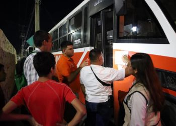 Gobernador Durazo anuncia transporte gratuito para la noche del Grito en Hermosillo