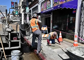 Cae la creación de empleos en Estados Unidos a niveles de pandemia de covid