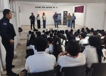 Imparte Gobierno de Sonora educación cibernética a jóvenes del Campo 60 en Bácum