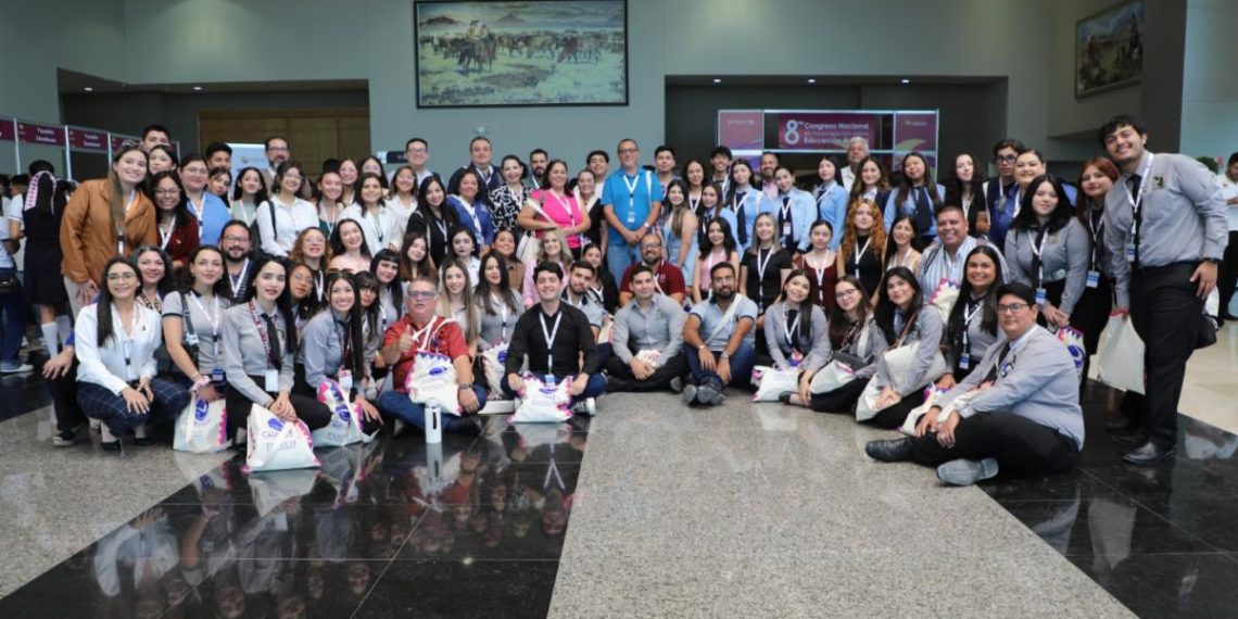 Normalistas sonorenses participan en Congreso Nacional de Investigación sobre Educación Normal