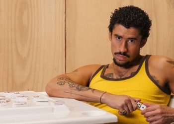 Bad Bunny se lesiona la rodilla en cierre histórico de su residencia en Puerto Rico