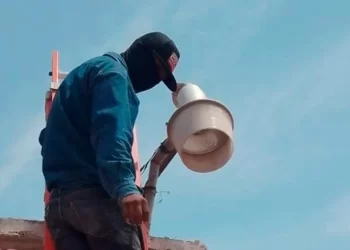 Ayuntamiento de Navojoa logra cubrir el rezago de lámparas para el alumbrado público