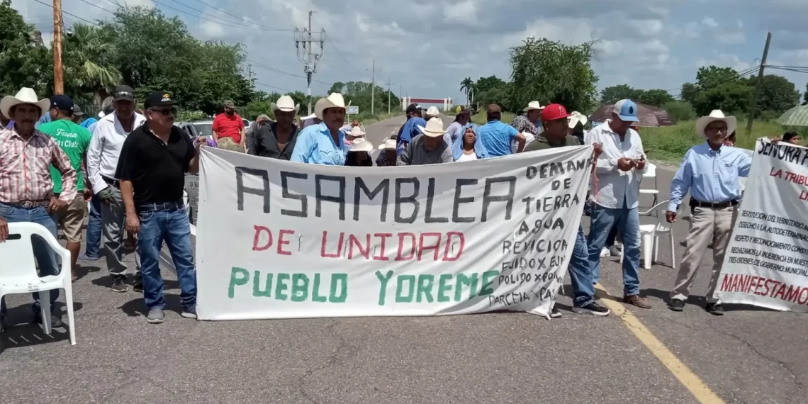 Bloquean Mayos carretera a Etchojoa