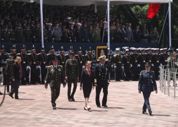 Soberanía, “baluarte sagrado que se defiende con la propia vida”: titular de Defensa