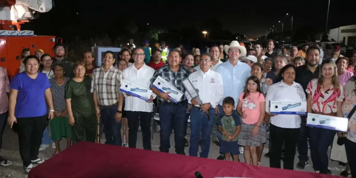 Ilumina Elías Retes la “Perla del Mayo”