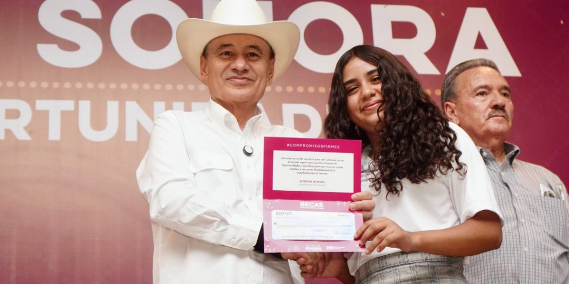 Gobernador Durazo invita a participar en la convocatoria de Becas Sonora de Oportunidades para primarias públicas