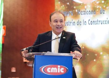 Reconocen empresarios liderazgo de Gobernador Durazo en obras estratégicas durante reunión nacional del sector