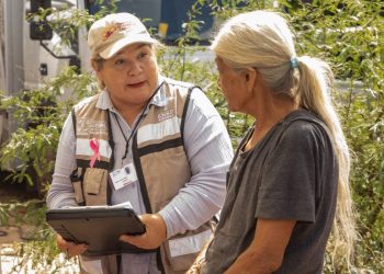 Ofrece Gobierno de Sonora atención médica y bienestar a familias de Estación Oroz tras el paso de la depresión tropical “Raymond”