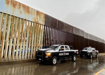 División de Operaciones Fronterizas de la PESP asegura arma de fuego en operativo en SLRC