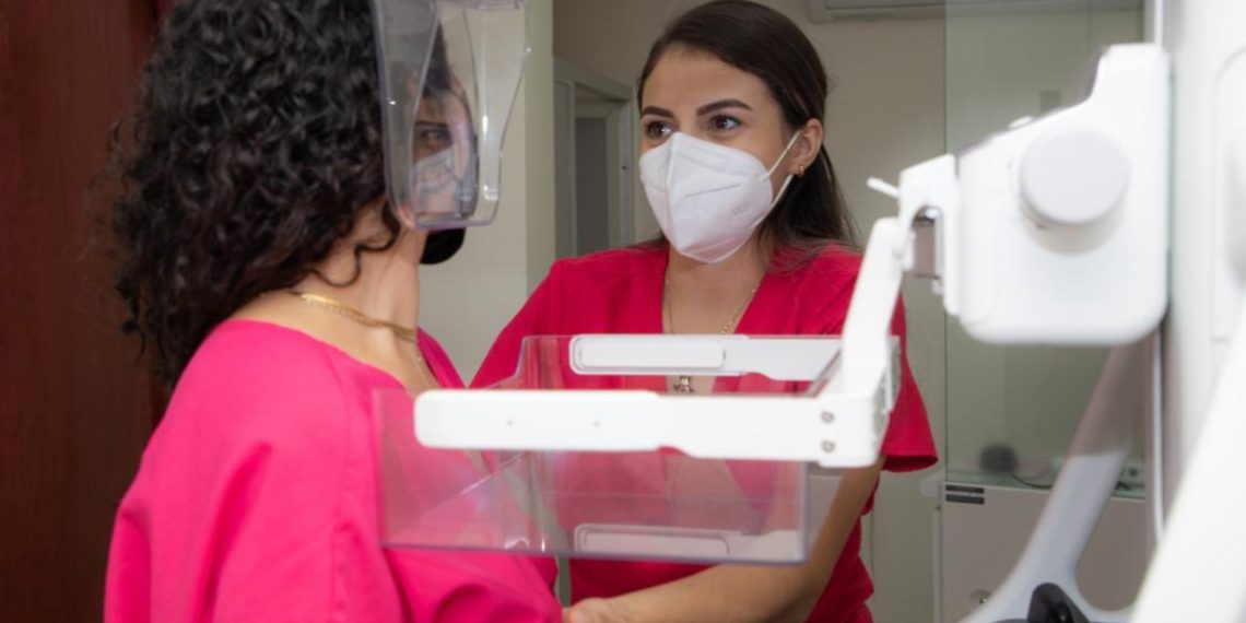 Gobierno de Sonora refuerza acciones de prevención durante el Mes Rosa