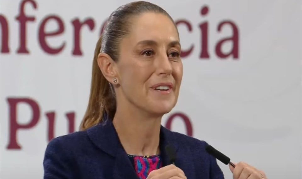 Pide Claudia Sheinbaum que Noroña responda sobre avión privado