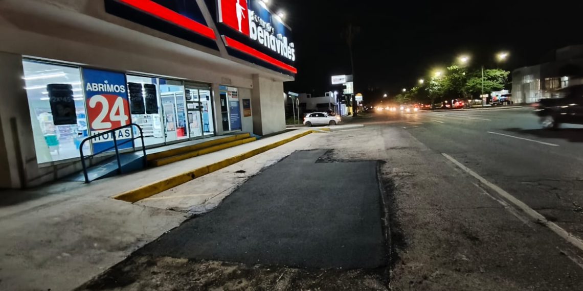 Cuadrillas de bacheo dan mantenimiento permanente a calles de Hermosillo