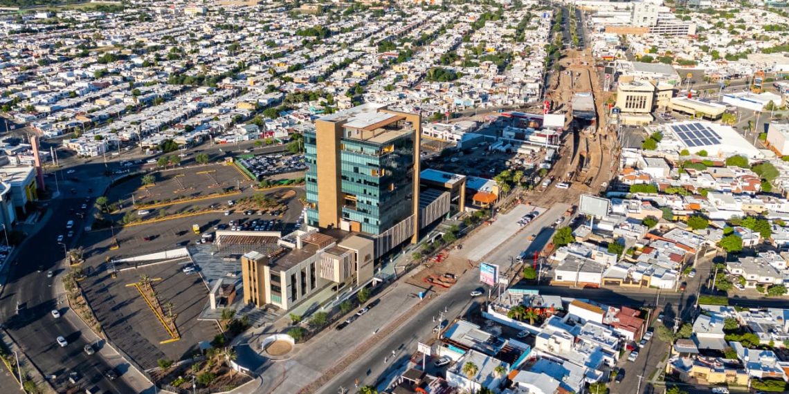 Anuncia Toño Astiazarán apertura gradual de varios tramos en la obra de paso desnivel