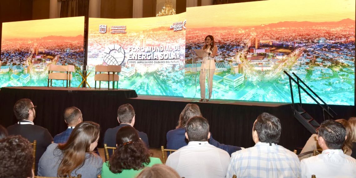 Con más de mil 500 personas inicia el Cuarto Foro Mundial de Energía Solar