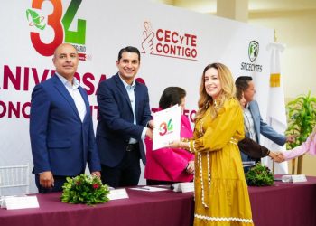 Reconoce Gobierno de Sonora trayectoria de personal de servicio de Cecyte