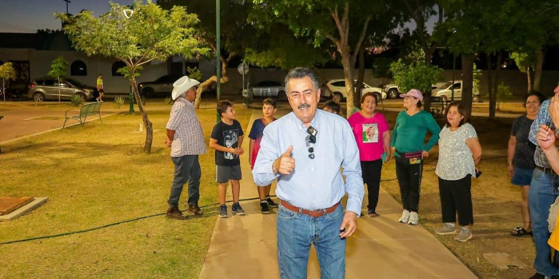 Avanza Cajeme en iluminación de parques, plazas públicas y unidades deportivas: Javier Lamarque