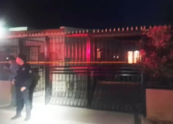 Joven agrede a cuchilladas a su propia madre e intenta quitarse la vida en Caborca