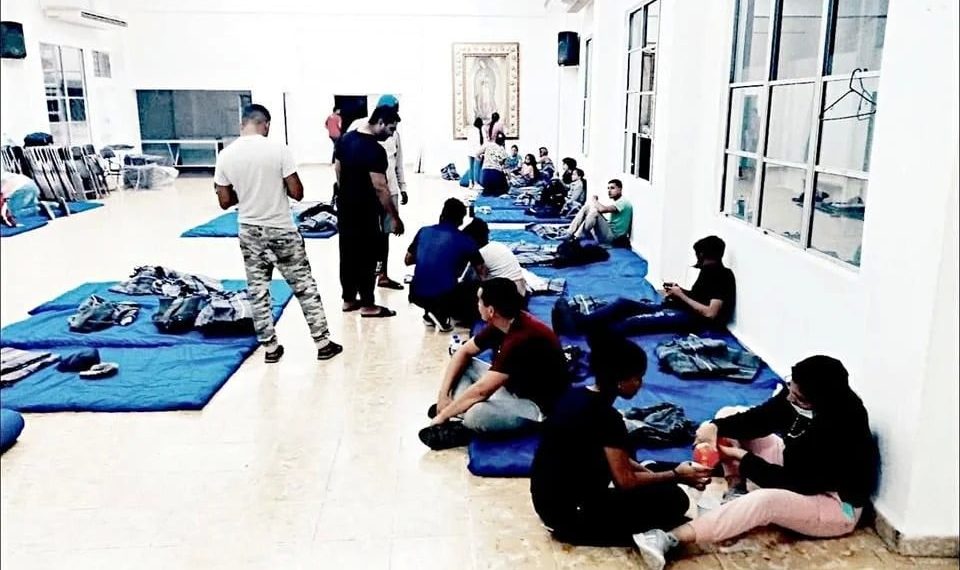 Vacía Trump albergues de migrantes