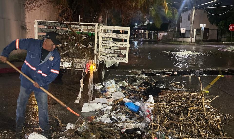 Refuerza Ayuntamiento de Hermosillo acciones preventivas ante pronóstico de más lluvias este domingo