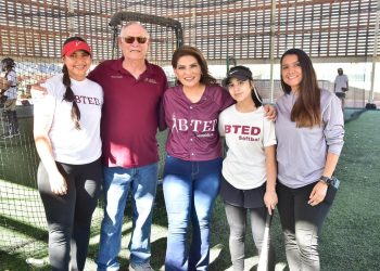 El beisbol es parte de ser sonorense: Lorenia Valles