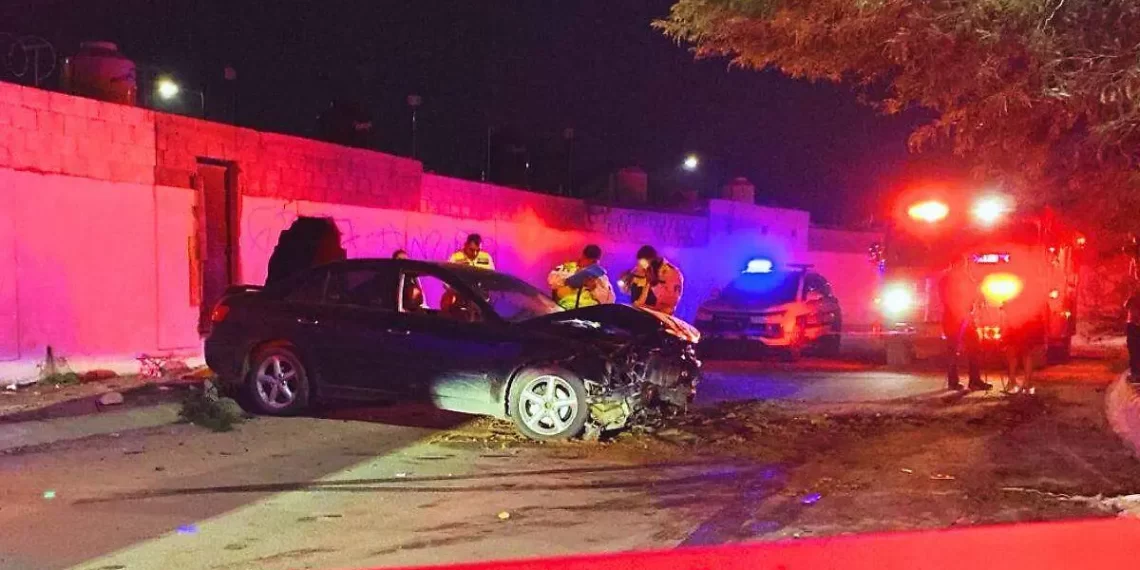 Arrolla joven con su auto a dos mujeres en Villa Verde