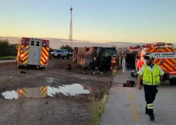 Accidente en autobús de pasajeros deja siete fallecidos y varios lesionados en el tramo carretero Hermosillo–Guaymas