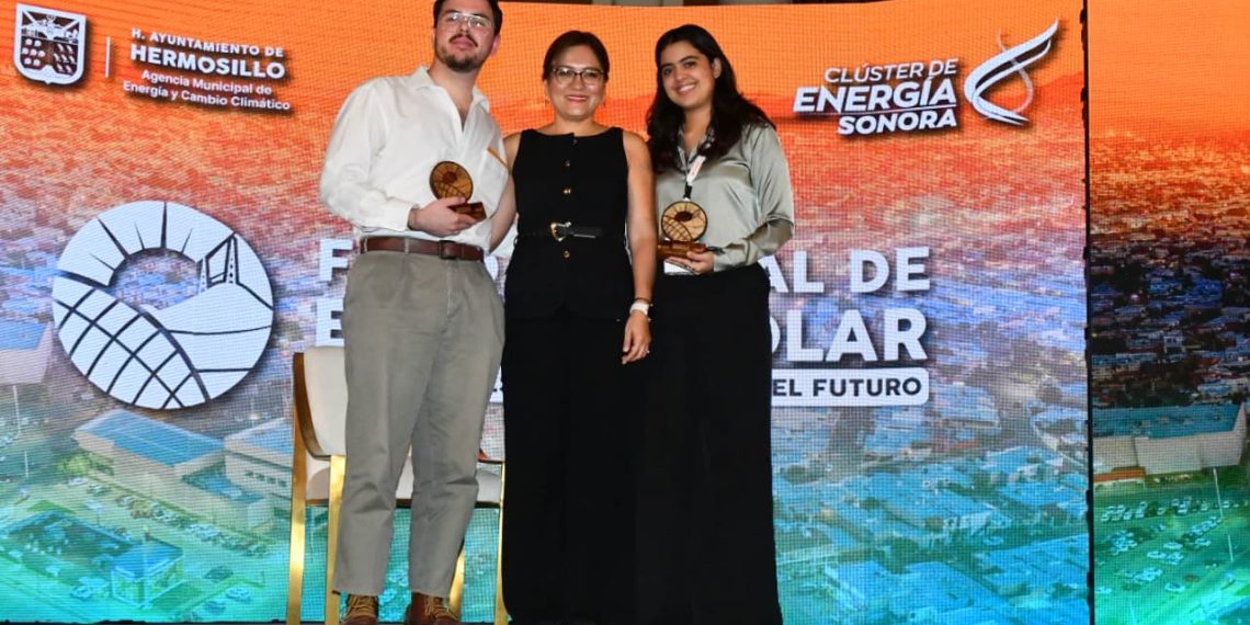 Jóvenes sonorenses presentan proyecto “Agrovoltaica” en el Foro Mundial de Energía Solar 2025 