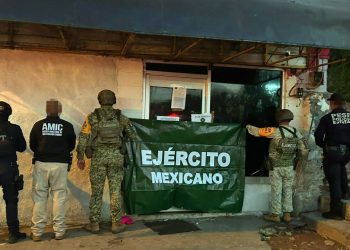 Operativo conjunto asegura 20 máquinas tragamonedas y cámaras en Nogales