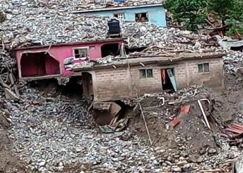 “No ha llegado el apoyo del gobierno”, denuncian damnificados de Poza Rica