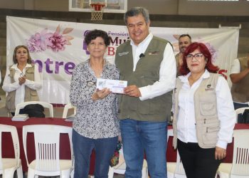 Avanza en Sonora entrega de tarjetas de la Pensión Mujeres Bienestar, impulsada por la primera mujer Presidenta de México, Claudia Sheinbaum Pardo