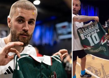 Justin Bieber presume playera de México