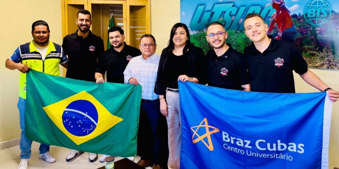 Impulsa Universidad Tecnológica de SLRC intercambio académico y cultural entre México y Brasil