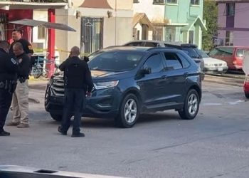 Ejecutan de varios balazos a sujeto en colonia Jardines del Bosque en Nogales