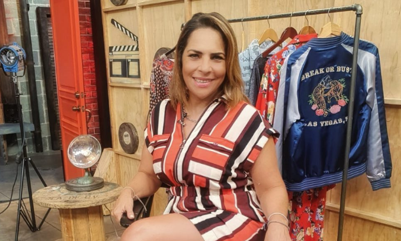 Gana juicio contra Maxine Woodside