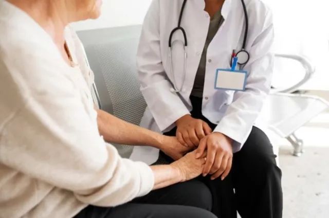 Aumentarán tarifas en seguros de gastos médicos mayores