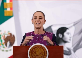 Presenta Sheinbaum decálogo a favor de la mujer