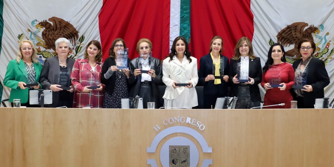 Congreso del Estado reconoce a once mujeres destacadas con la Presea del Poderío de las Mujeres Sonorenses 2025